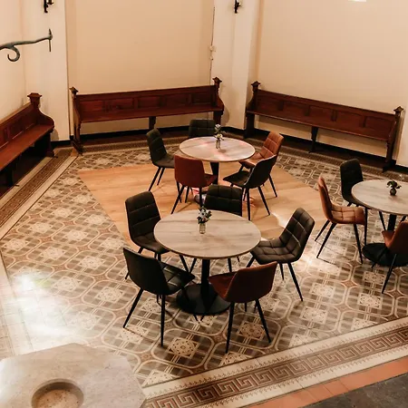 Hemels Overnachten Lantställe *